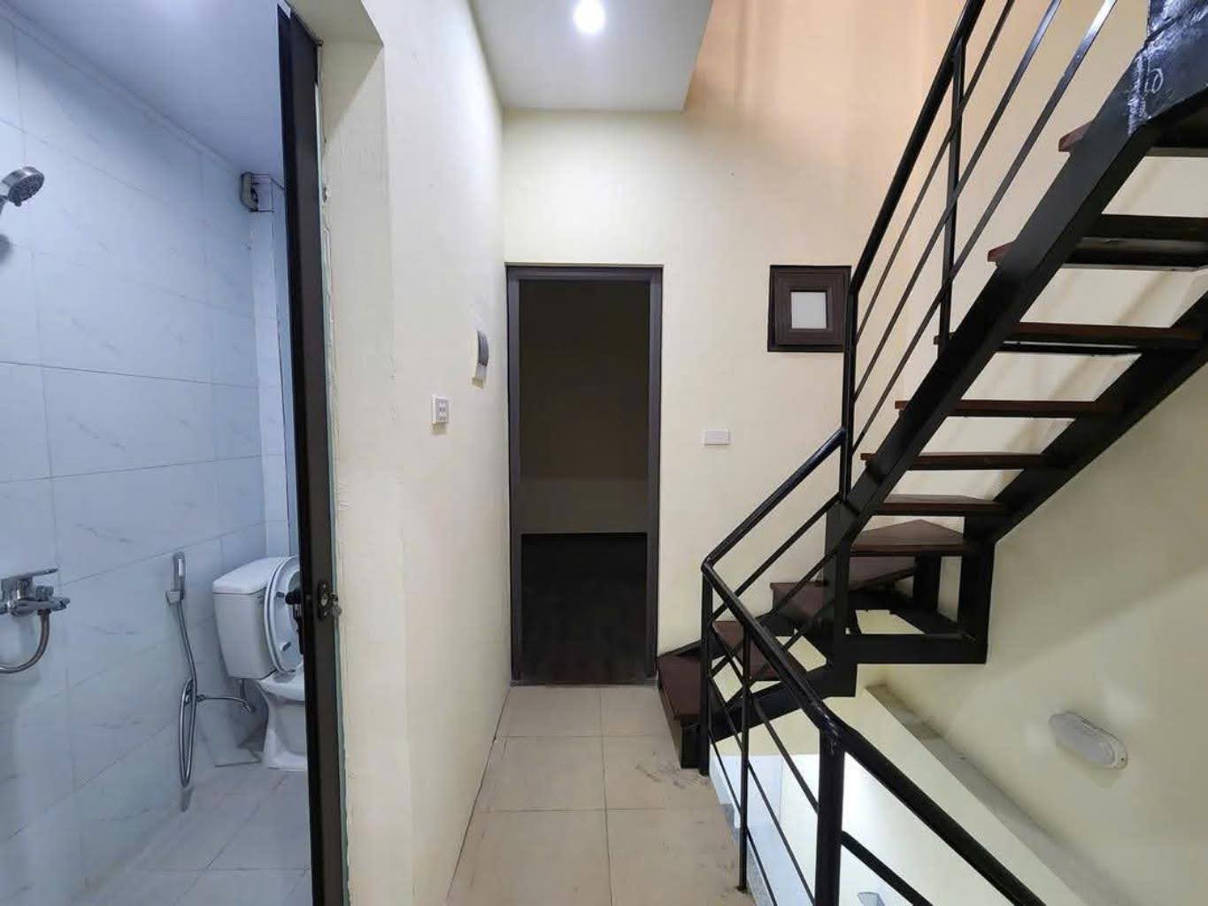 BÁN NHÀ 4 TẦNG, 3 PN - PHỐ VỌNG, HAI BÀ TRƯNG - GIÁ 4 TỶ - VỊ TRÍ VÀNG - Ảnh 2